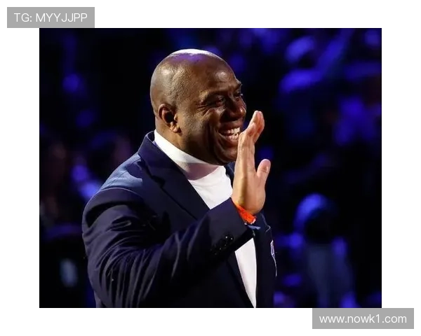 奥斯卡罗伯特森突破分球更均衡掌控胜过魔术师约翰逊