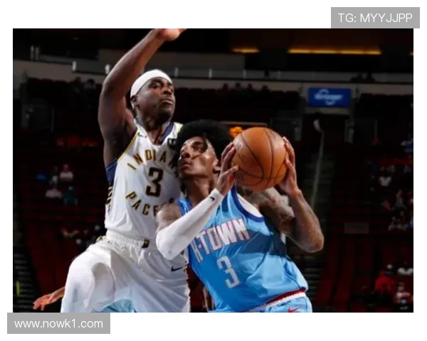 约翰·沃尔利用突破制造机会提升球队关键时刻组织效率