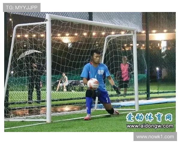 五人制足球规则中守门员持球超时如何判罚